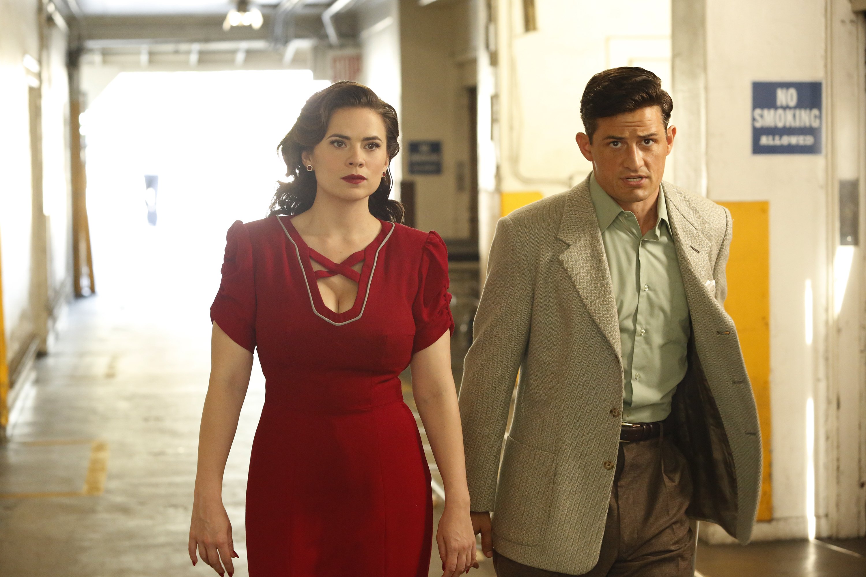 New Promotional Stills From The TwoPart AGENT CARTER Second Season