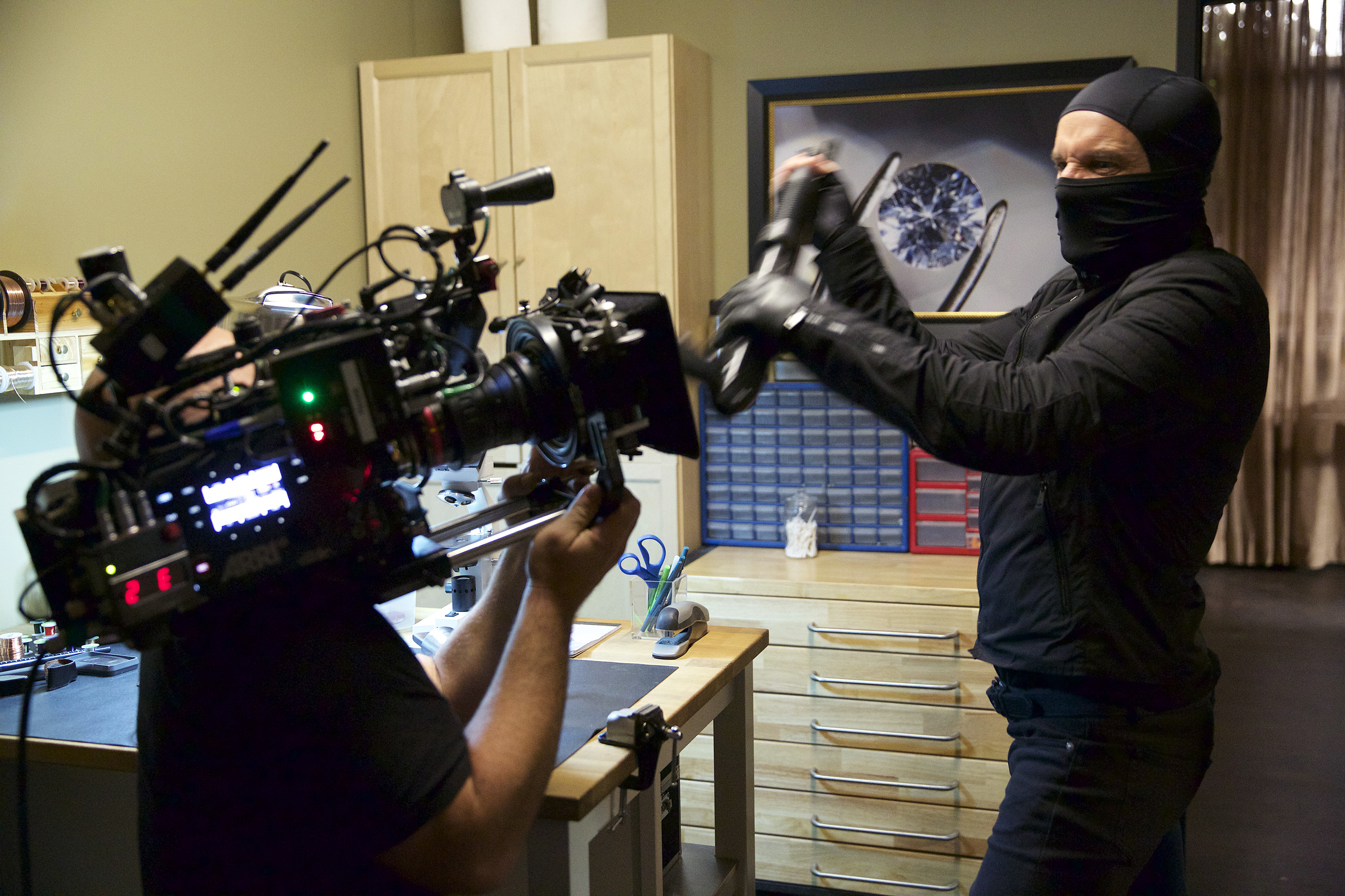 http://www.farfarawaysite.com/section/agentsofshield/gallery3/gallery10/hires/32.jpg