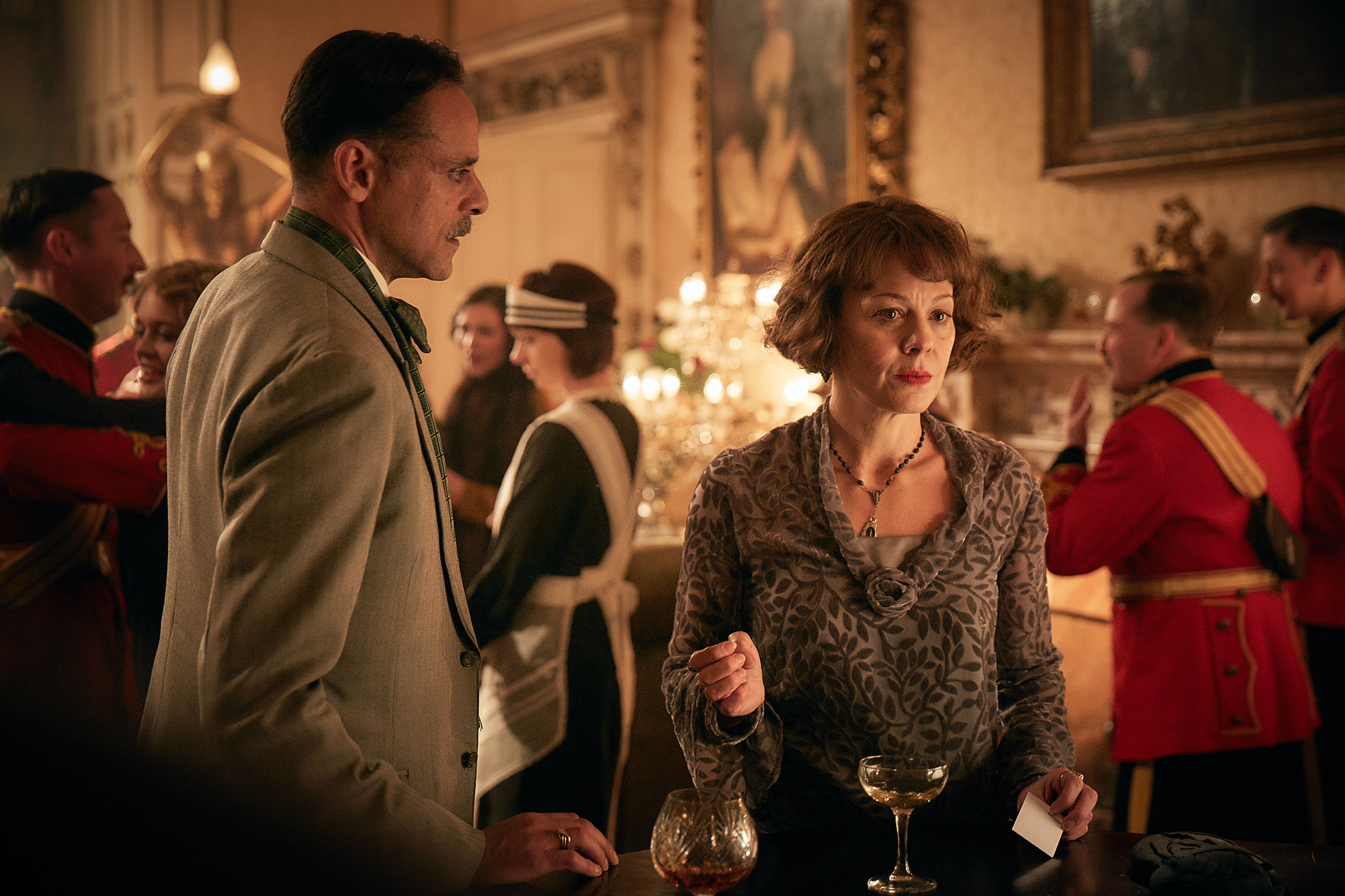 Peaky blinders season sales 3 episode 1 123movies