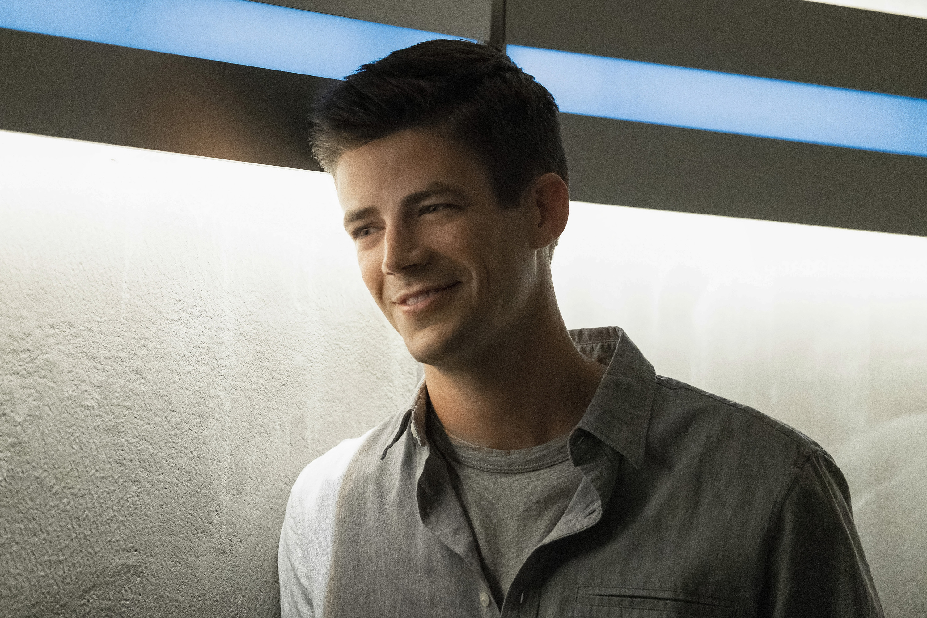 THE FLASH An Infinite Crisis Is Coming For Barry Allen In The Official